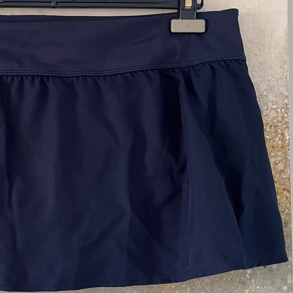 Nike Swim Nessa Board Skirt (NWT) - Picture 9 of 16
